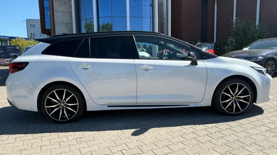 TOYOTA Corolla Corolla 2.0 Hybrid GR Sport