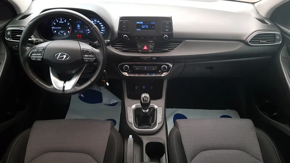 HYUNDAI i30 i30 1.5 DPI Classic +
