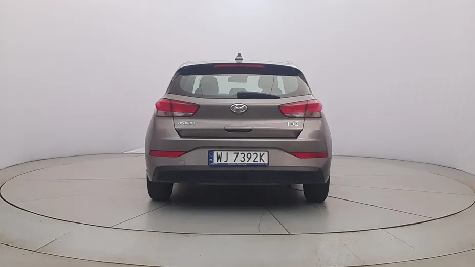 HYUNDAI i30 i30 1.5 DPI Classic +