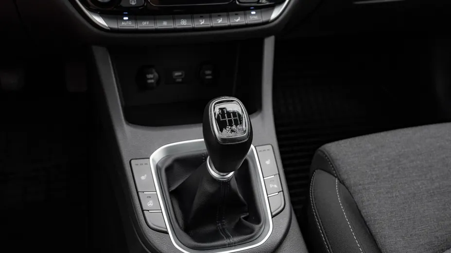 HYUNDAI i30 i30 1.5 DPI Smart