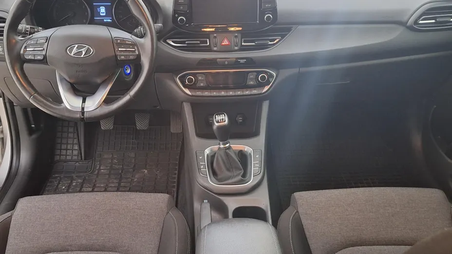HYUNDAI i30 i30 1.5 DPI Smart