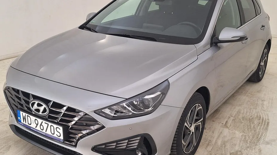 HYUNDAI i30 i30 1.5 DPI Smart