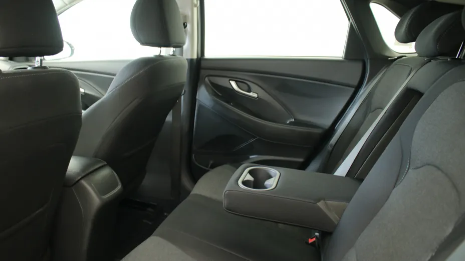 HYUNDAI i30 i30 1.5 DPI Smart