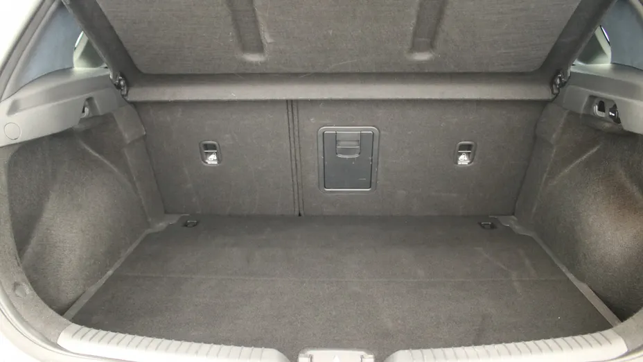 HYUNDAI i30 i30 1.5 DPI Smart