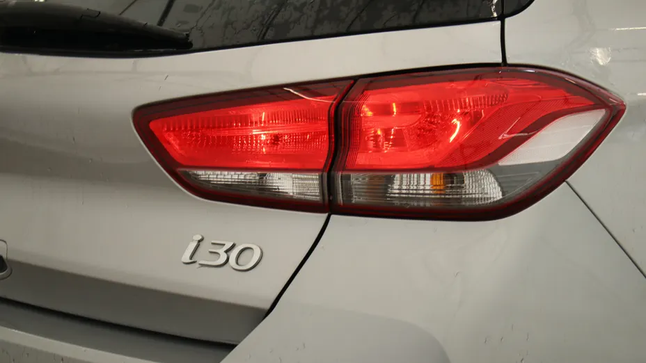 HYUNDAI i30 i30 1.5 DPI Smart