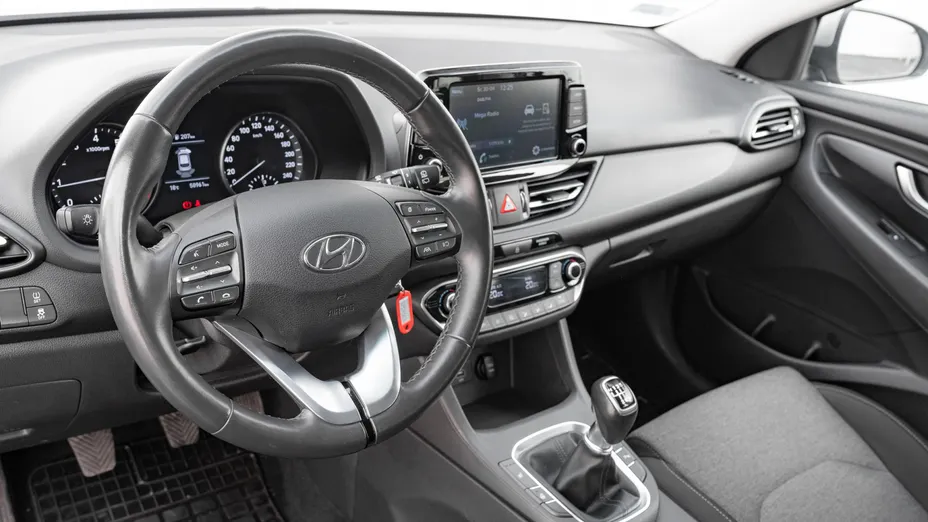 HYUNDAI i30 i30 1.5 DPI Smart