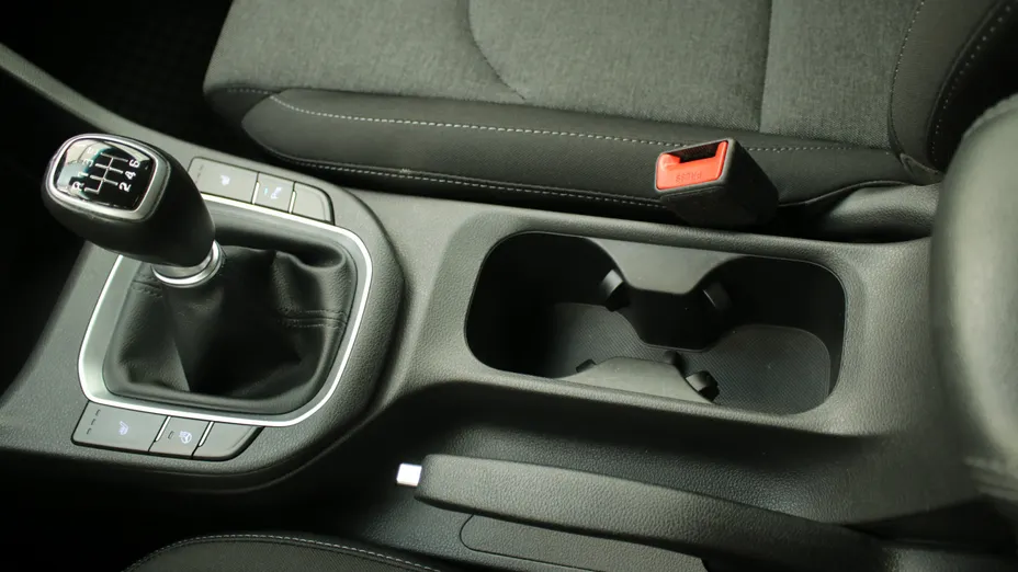 HYUNDAI i30 i30 1.5 DPI Smart
