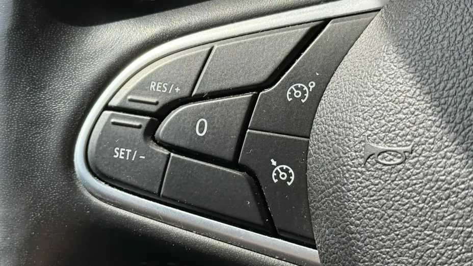 RENAULT Megane Megane 1.3 TCe FAP Intens