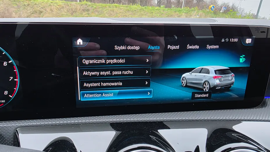 MERCEDES-BENZ A Klasa A 250 7G-DCT AMG Line