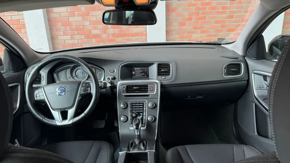 VOLVO V60 V60 CC T5 AWD Kinetic
