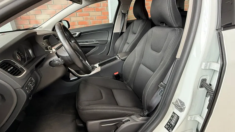 VOLVO V60 V60 CC T5 AWD Kinetic