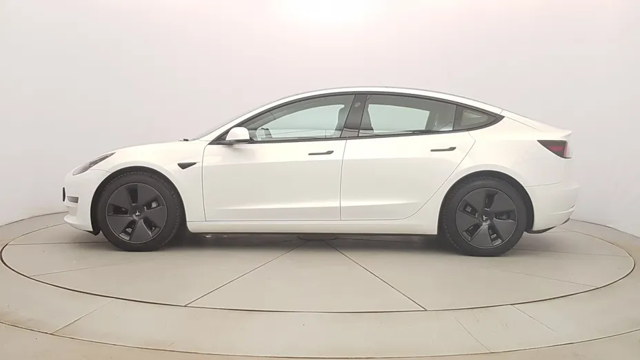 TESLA Model 3 3 RWD