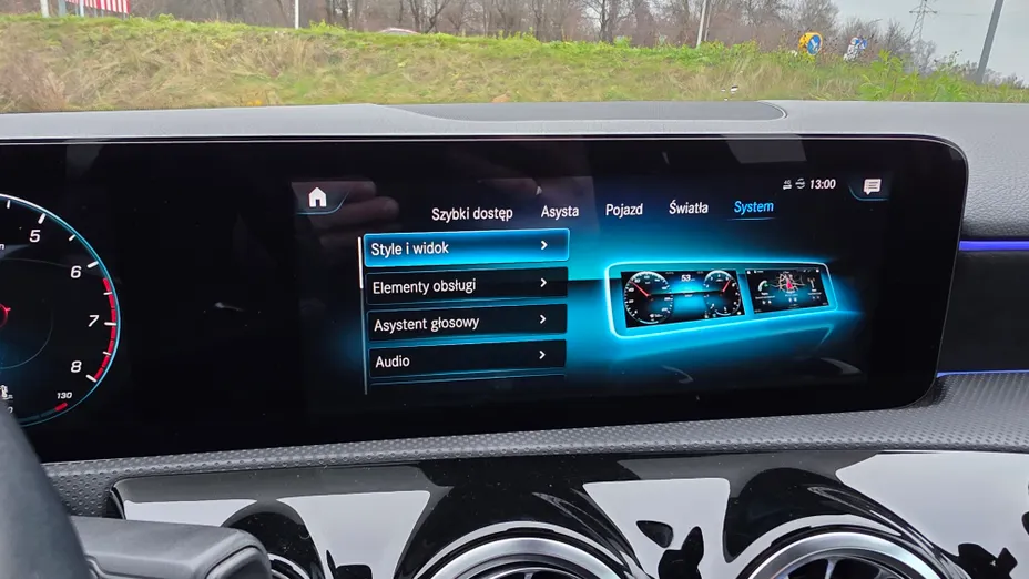 MERCEDES-BENZ A Klasa A 250 7G-DCT AMG Line