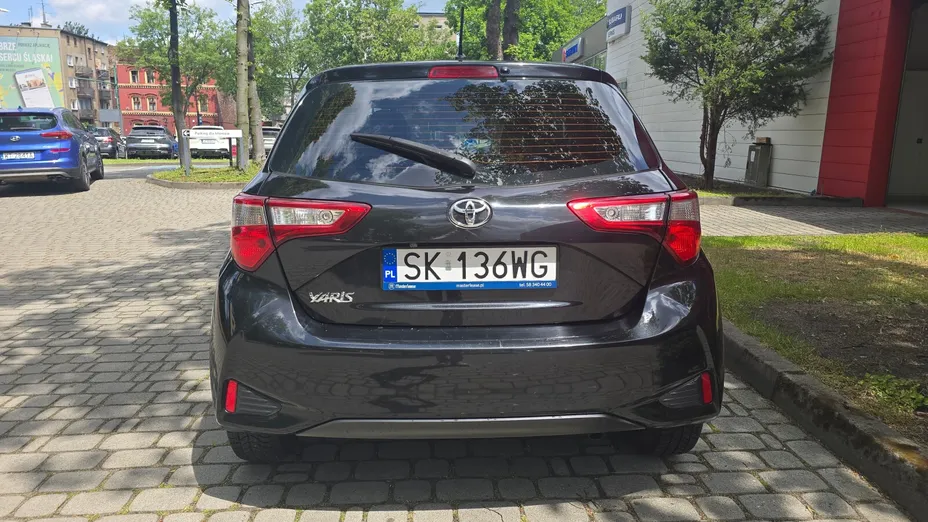 TOYOTA Yaris Yaris 1.5 Premium