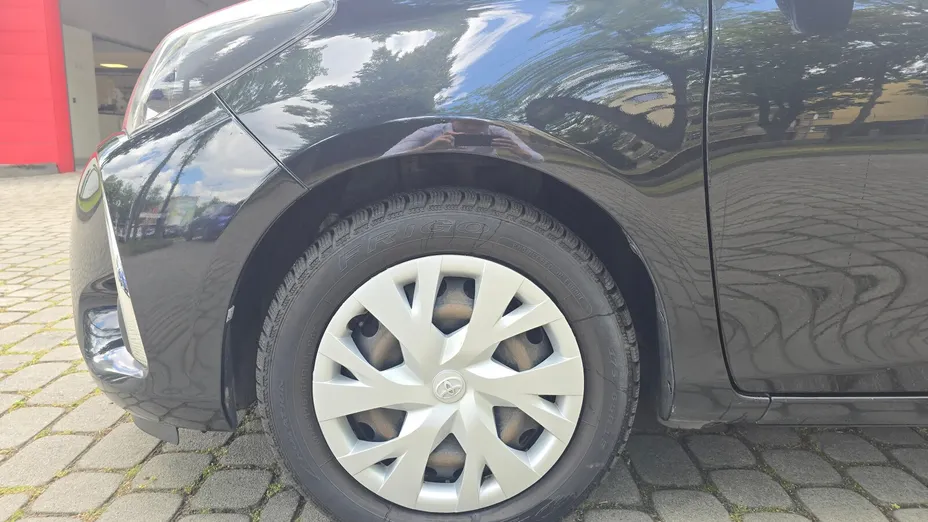 TOYOTA Yaris Yaris 1.5 Premium