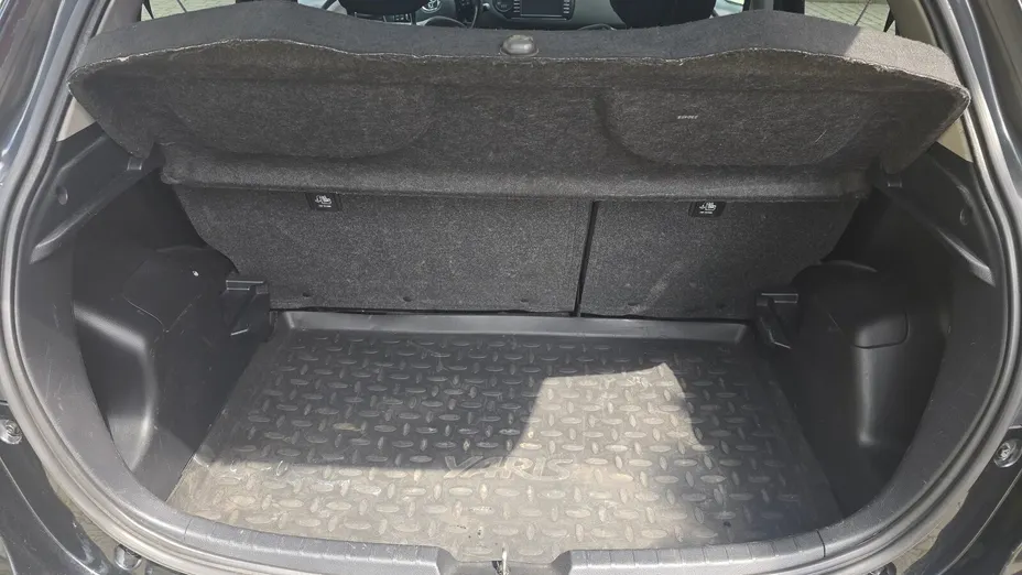 TOYOTA Yaris Yaris 1.5 Premium