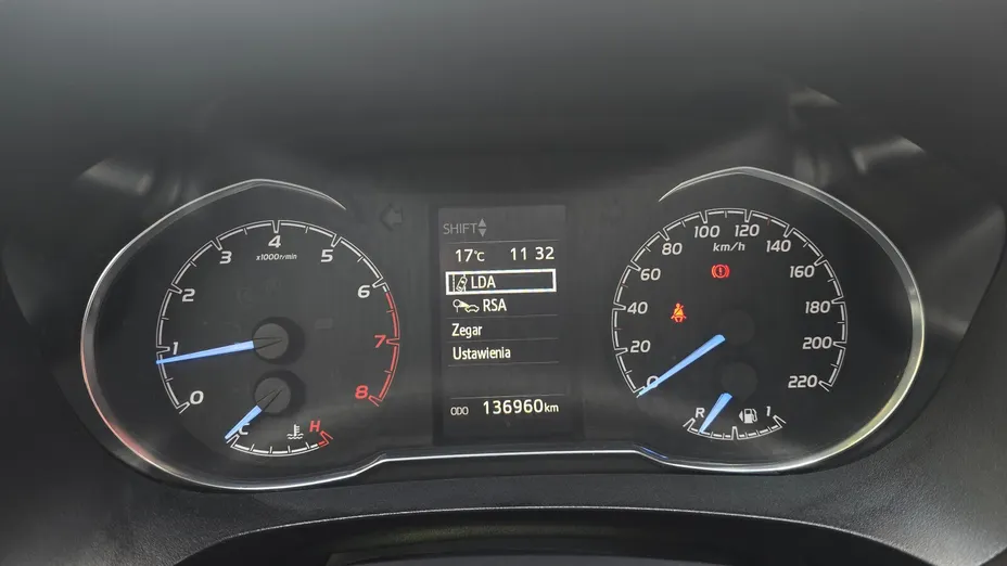 TOYOTA Yaris Yaris 1.5 Premium