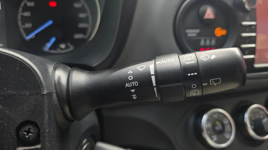 TOYOTA Yaris Yaris 1.5 Premium