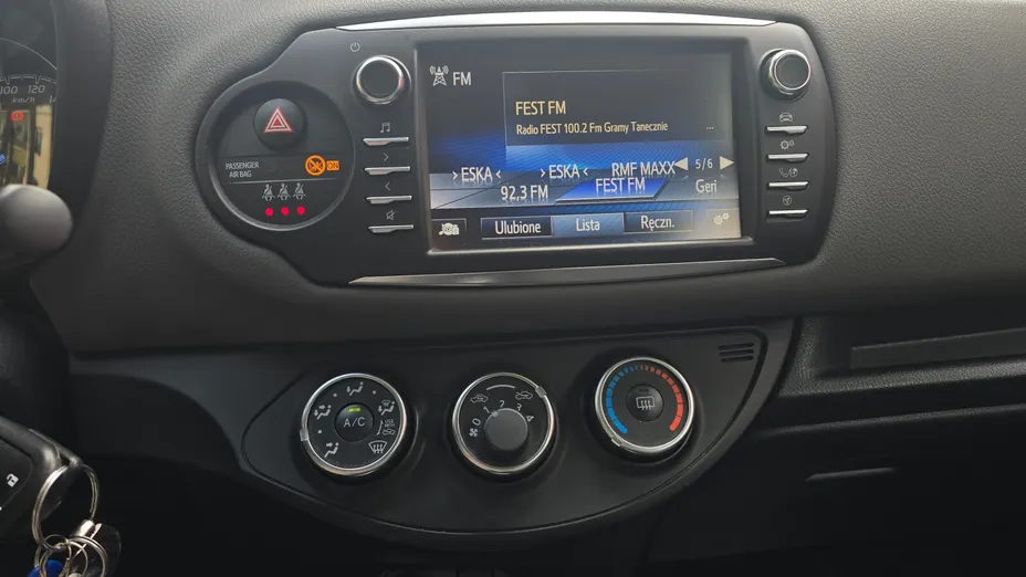 TOYOTA Yaris Yaris 1.5 Premium