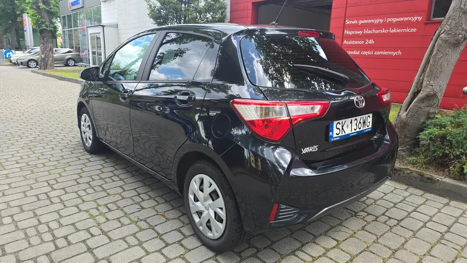 TOYOTA Yaris Yaris 1.5 Premium