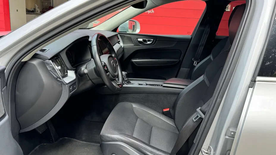 VOLVO XC60 XC60 T5 GPF AWD Momentum aut