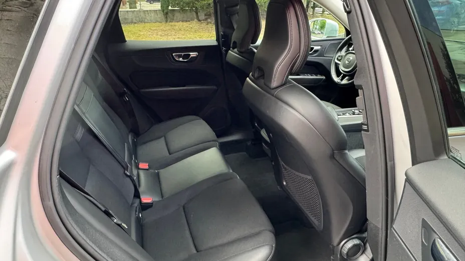 VOLVO XC60 XC60 T5 GPF AWD Momentum aut