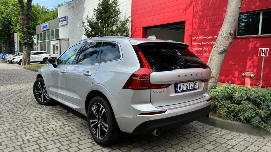 VOLVO XC60 XC60 T5 GPF AWD Momentum aut
