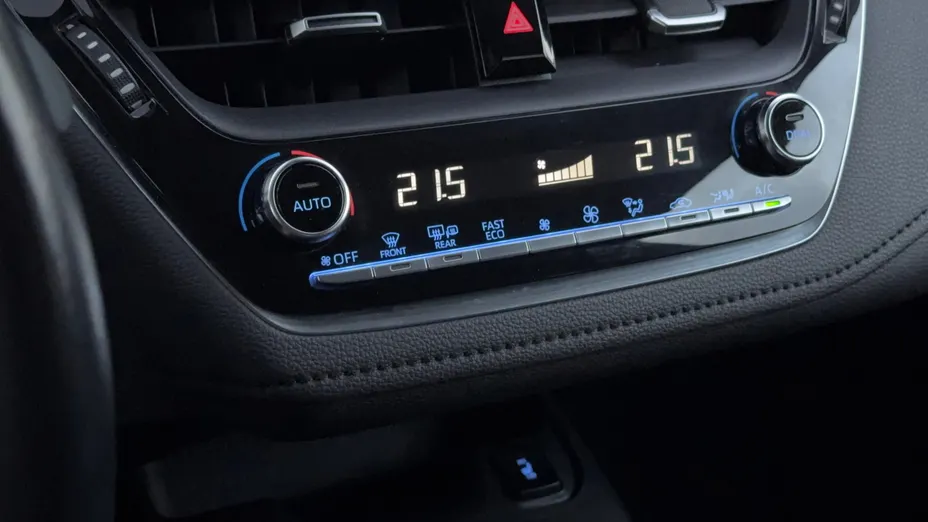 TOYOTA Corolla Corolla 1.5 Comfort