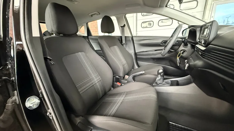 HYUNDAI i20 i20 1.2 Pure