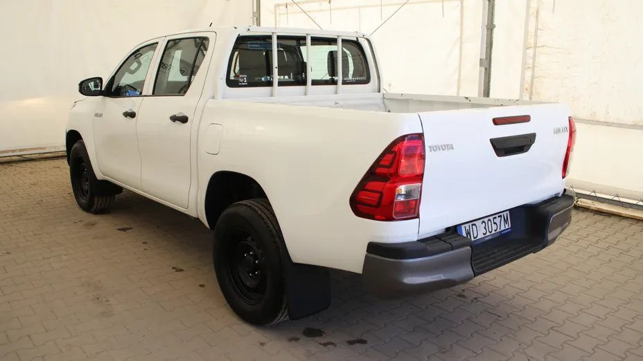 TOYOTA HiLux Hilux 2.4 D-4D Double Cab DLX 4x4