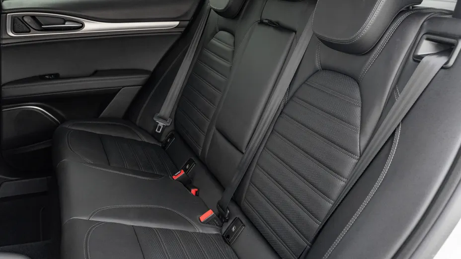 ALFA ROMEO Stelvio Stelvio 2.0 Turbo Sprint Q4 aut