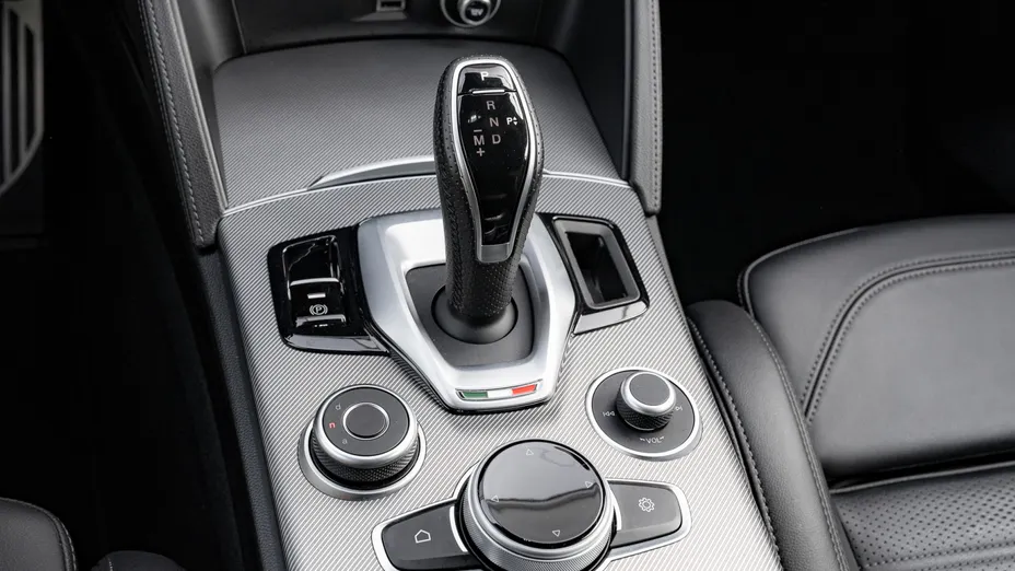 ALFA ROMEO Stelvio Stelvio 2.0 Turbo Sprint Q4 aut