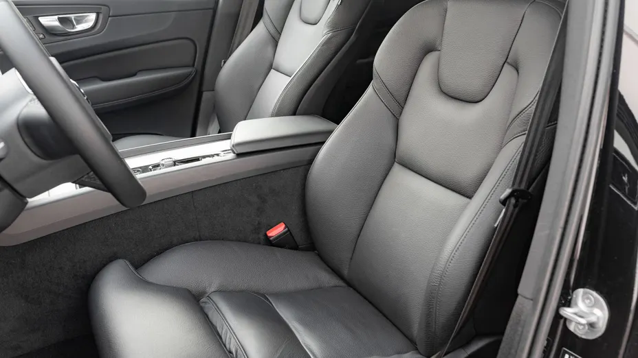 VOLVO XC60 XC60 B5 B AWD Plus Bright aut