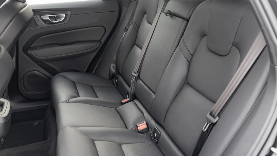 VOLVO XC60 XC60 B5 B AWD Plus Bright aut