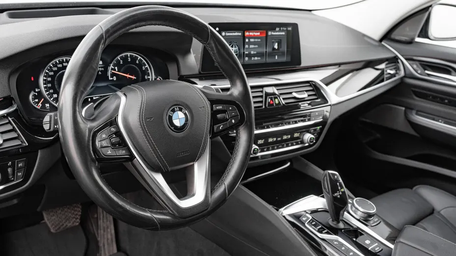 BMW Seria 6 640i xDrive Luxury Line sport-aut