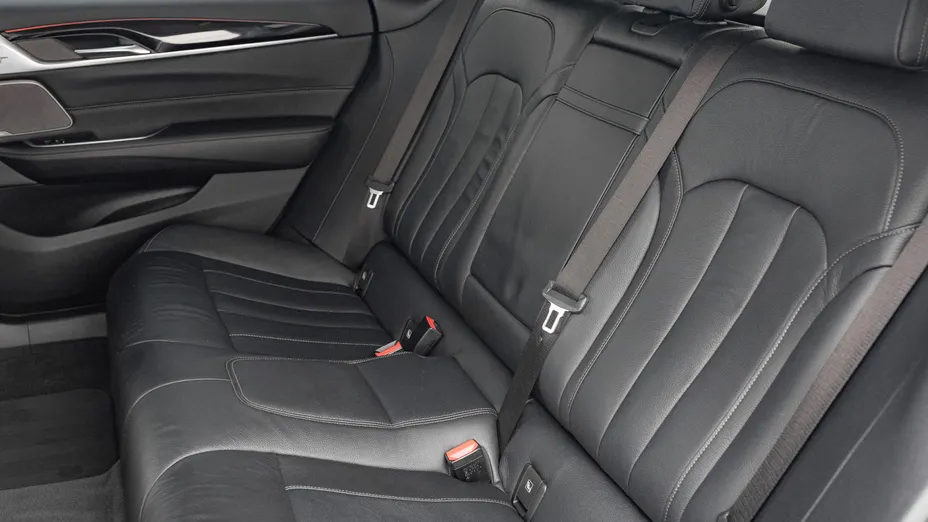 BMW Seria 6 640i xDrive Luxury Line sport-aut