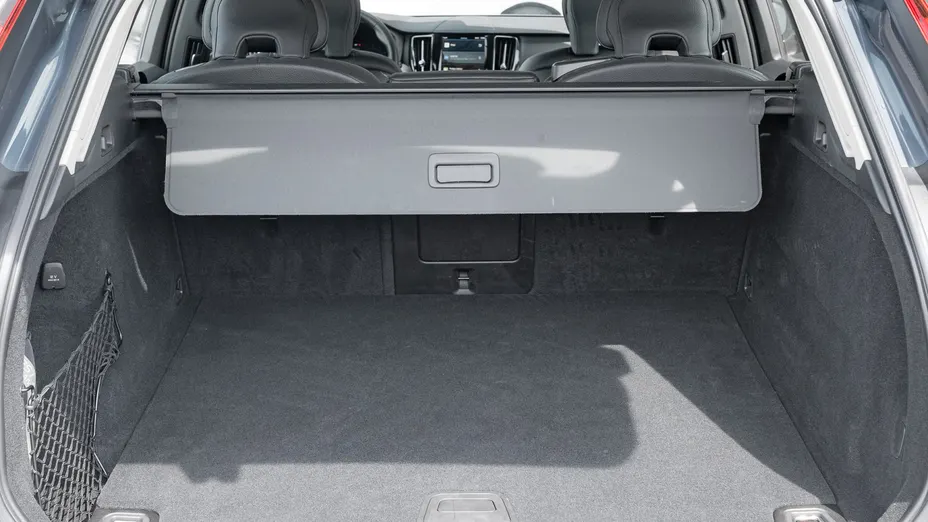 VOLVO XC60 XC60 B4 D AWD Plus Bright aut