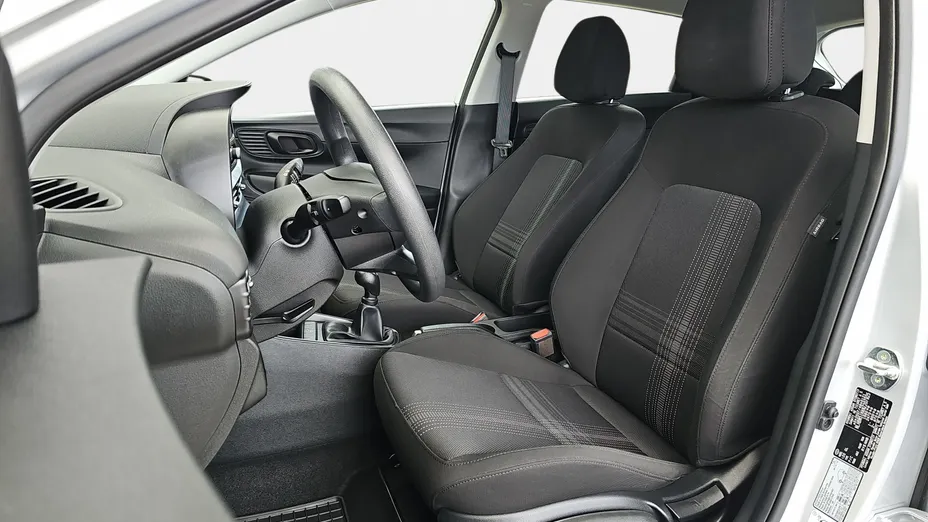 HYUNDAI i20 i20 1.2 Pure