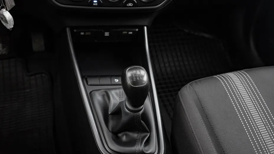 HYUNDAI i20 i20 1.2 Pure