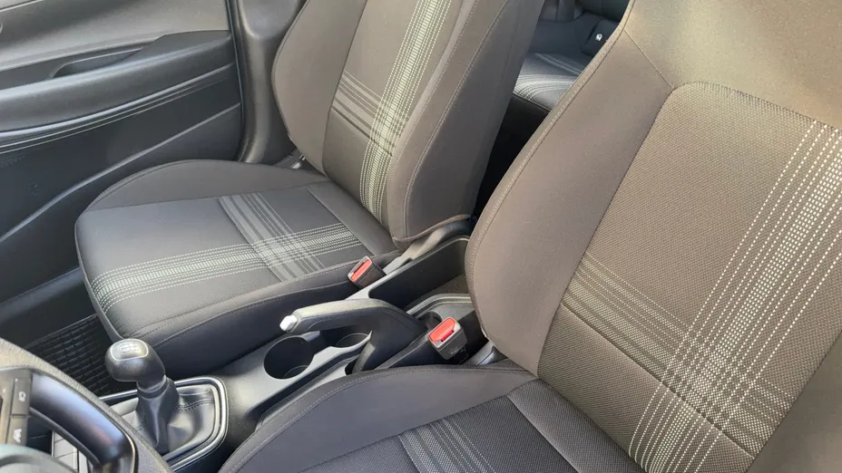 HYUNDAI i20 i20 1.2 Pure