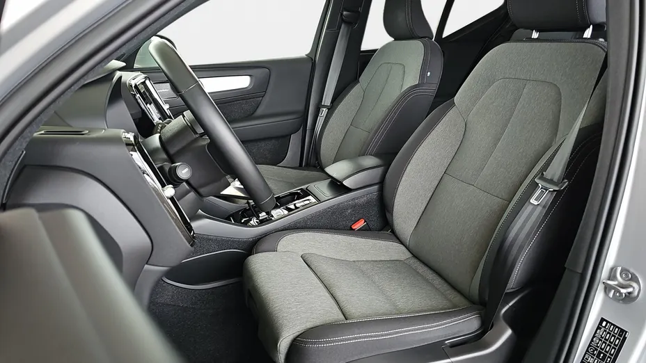 VOLVO XC40 XC40 B3 Plus Bright aut