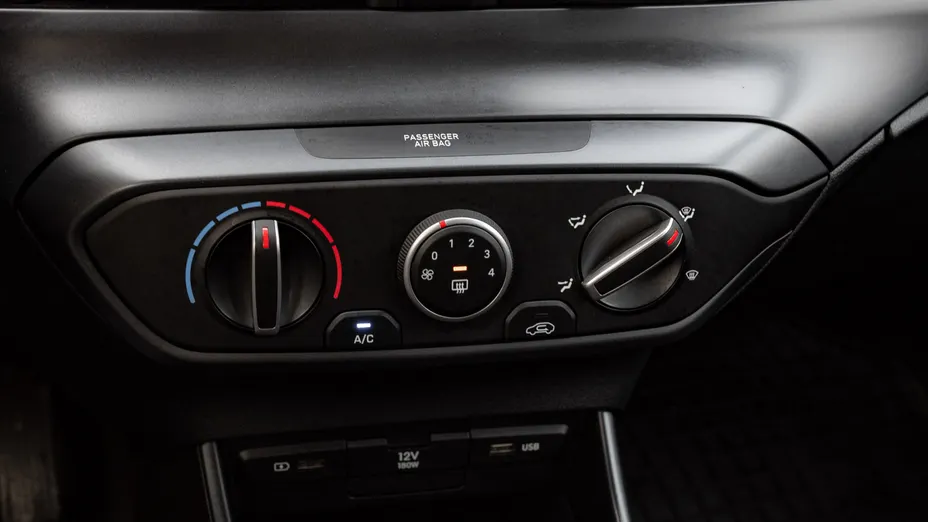 HYUNDAI i20 i20 1.2 Pure