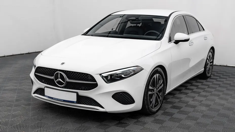 MERCEDES-BENZ A Klasa A 200 d Progressive 8G-DCT