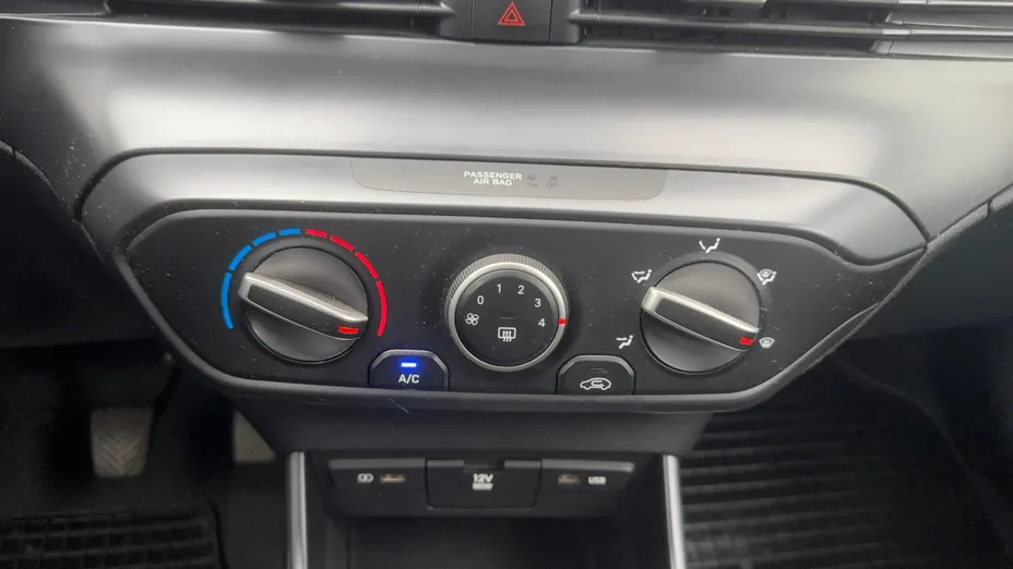 HYUNDAI i20 i20 1.2 Pure