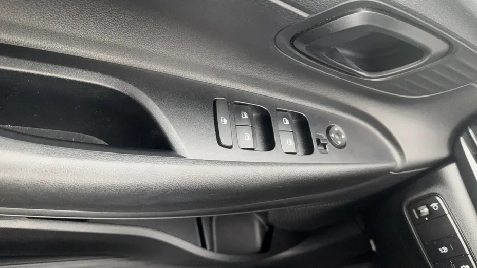 HYUNDAI i20 i20 1.2 Pure