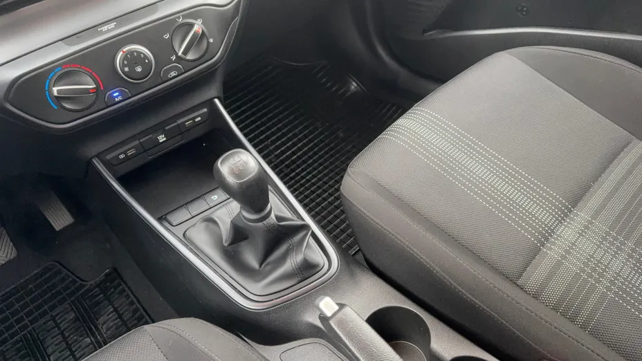 HYUNDAI i20 i20 1.2 Pure