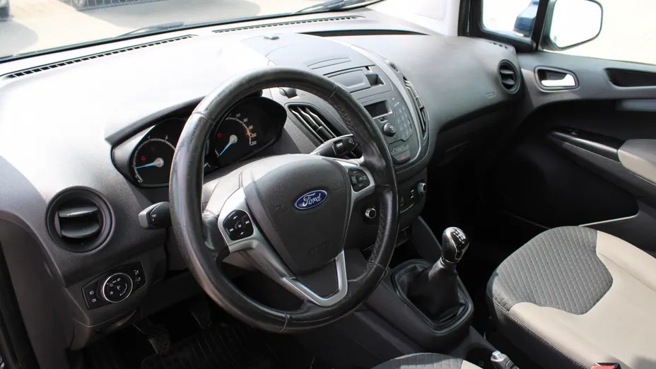 FORD Tourneo Courier Tourneo Courier 1.5 TDCi Trend