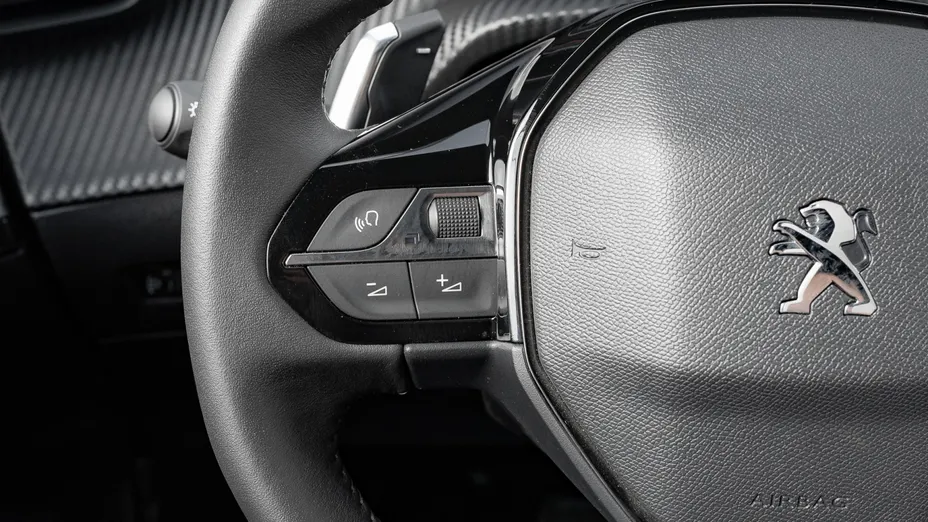PEUGEOT 2008 2008 1.2 PureTech Allure Pack S&S EAT8
