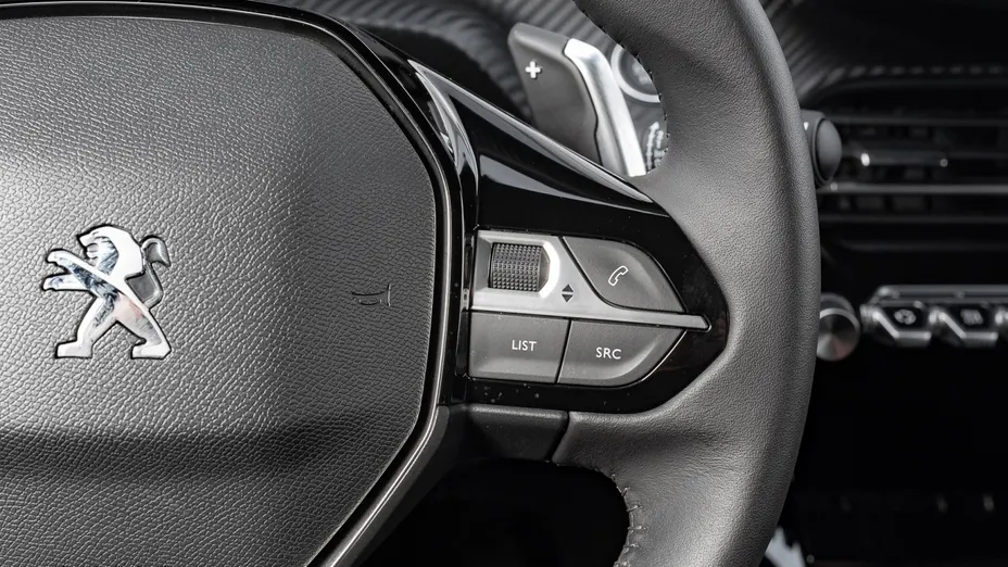 PEUGEOT 2008 2008 1.2 PureTech Allure Pack S&S EAT8