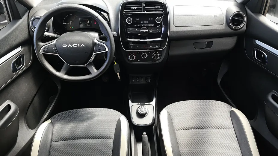 DACIA Spring Spring 27.4kWh Essential